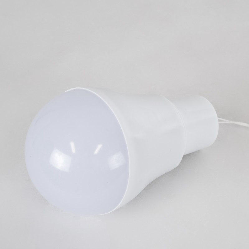 GloboStar® SOLAR-BULB 71502 Αυτόνομη Ηλιακή Κρεμαστή Λάμπα LED A60 Γλόμπος 3W 250lm 260° με Φωτοβολταικό Panel 5V 4W & Επαναφορτιζόμενη Μπαταρία Li-ion 3.2V 600mAh - IP54 - Ψυχρό Λευκό 6000K - Φ6 x Υ10cm - 2 Years Warranty